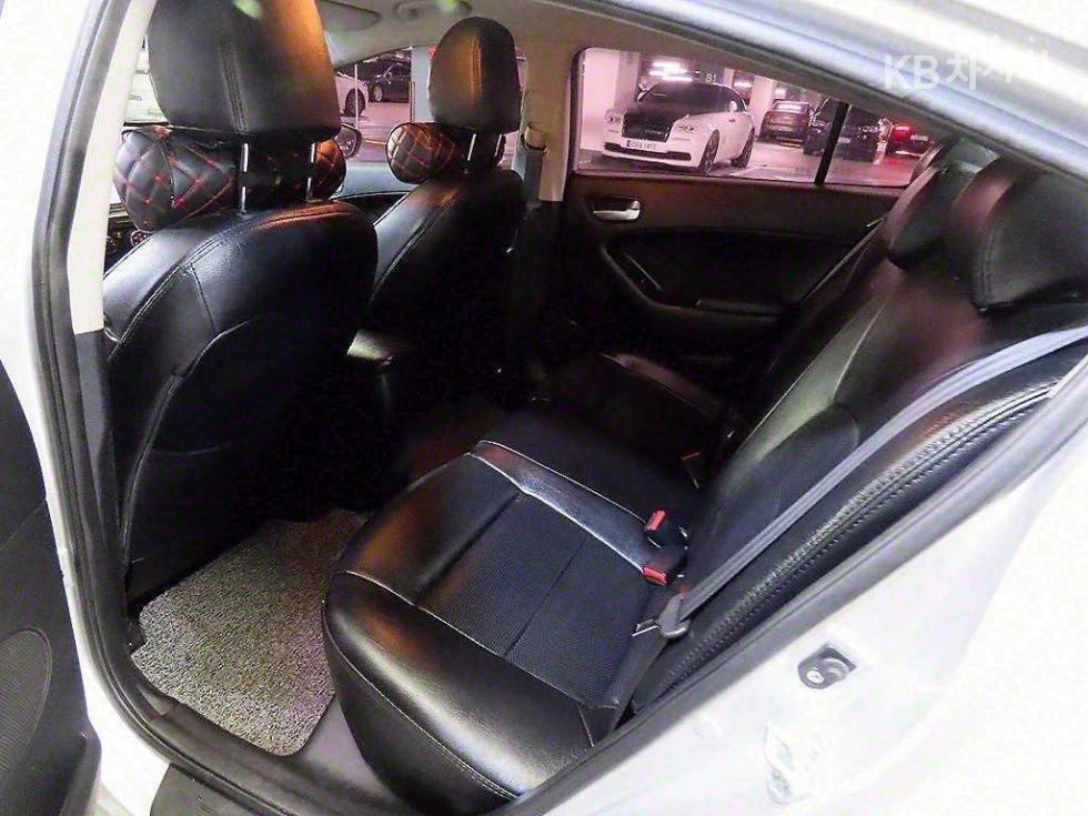 2013 - kia k3