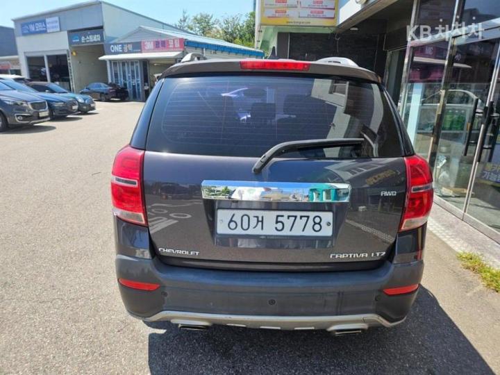 Chevrolet Captiva New 2.0 LTZ 5