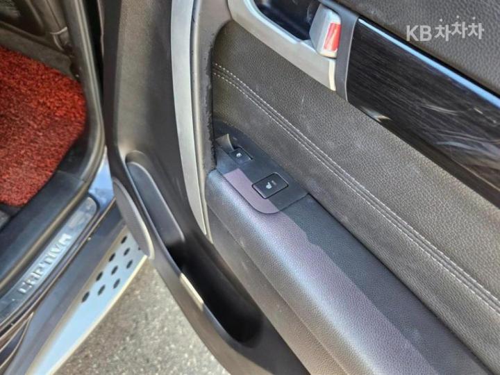 Chevrolet Captiva New 2.0 LTZ 9