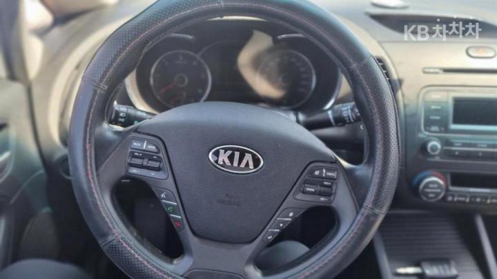 Kia K3 Diesel Luxury 6