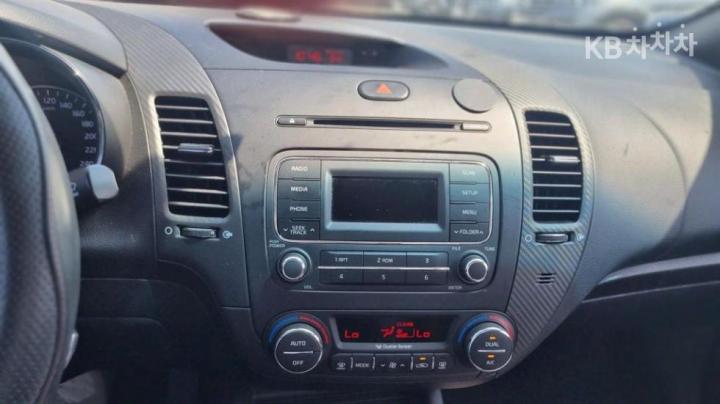 Kia K3 Diesel Luxury 8