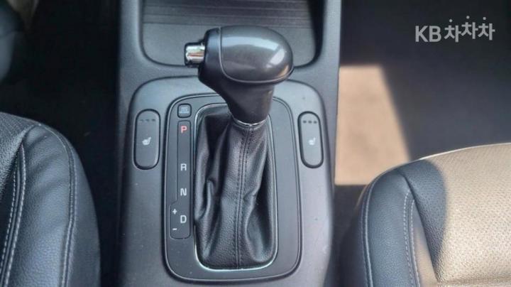 Kia K3 Diesel Luxury 10