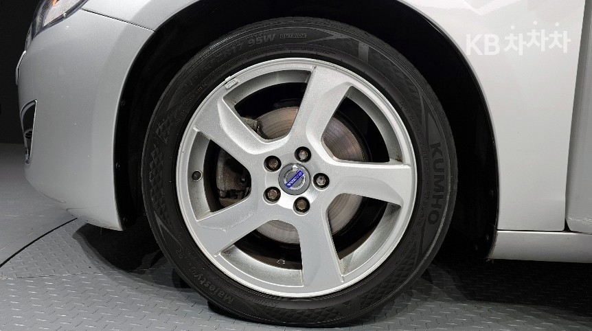 2011 - volvo s60