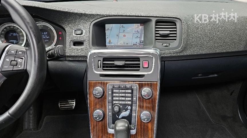 2011 - volvo s60