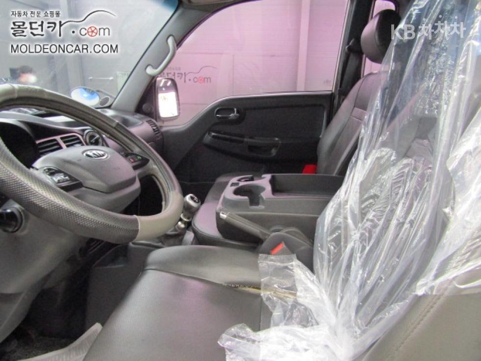 2012 - kia bongo iii
