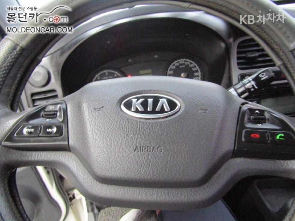 2012 - kia bongo iii