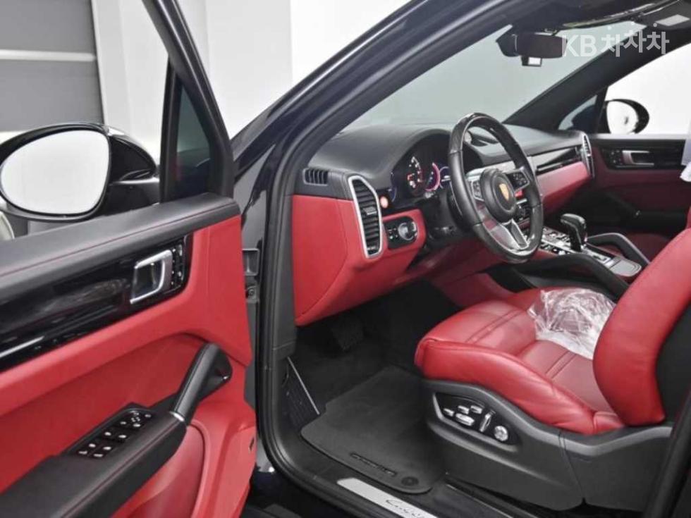 Porsche Cayenne — miniaturë 11