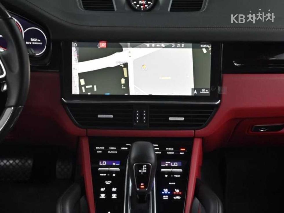 Porsche Cayenne — miniaturë 14