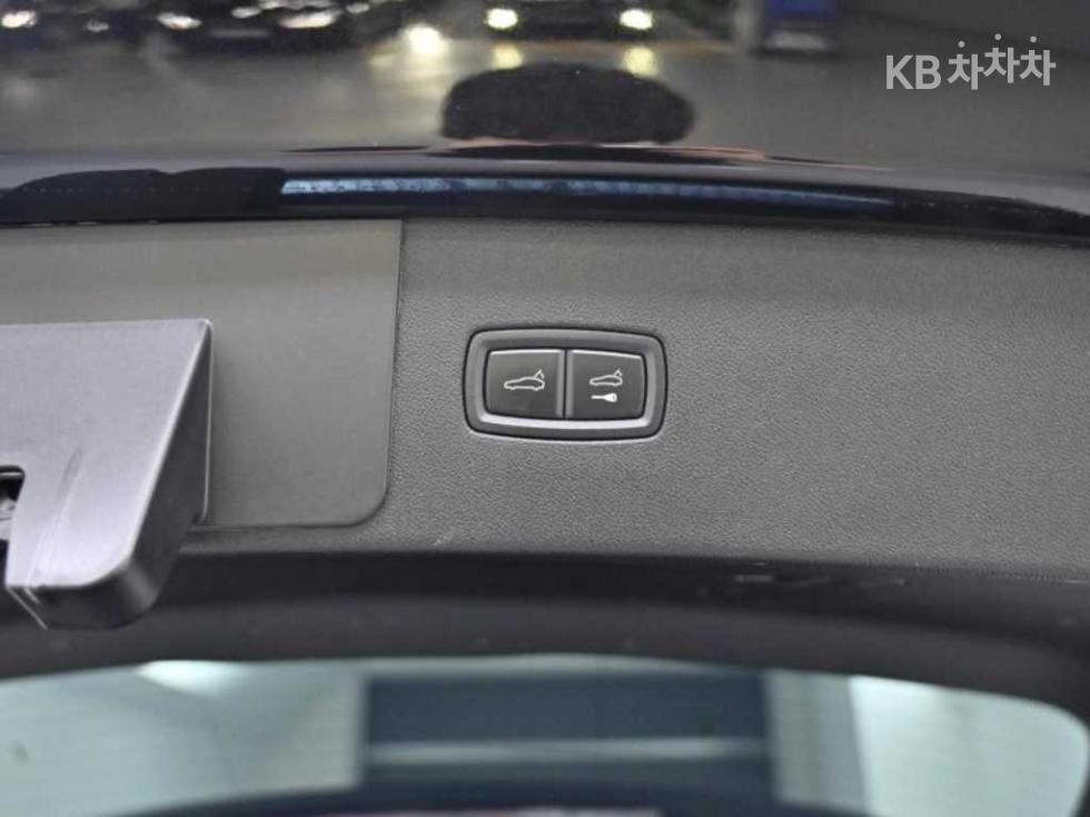 Porsche Cayenne — miniaturë 20
