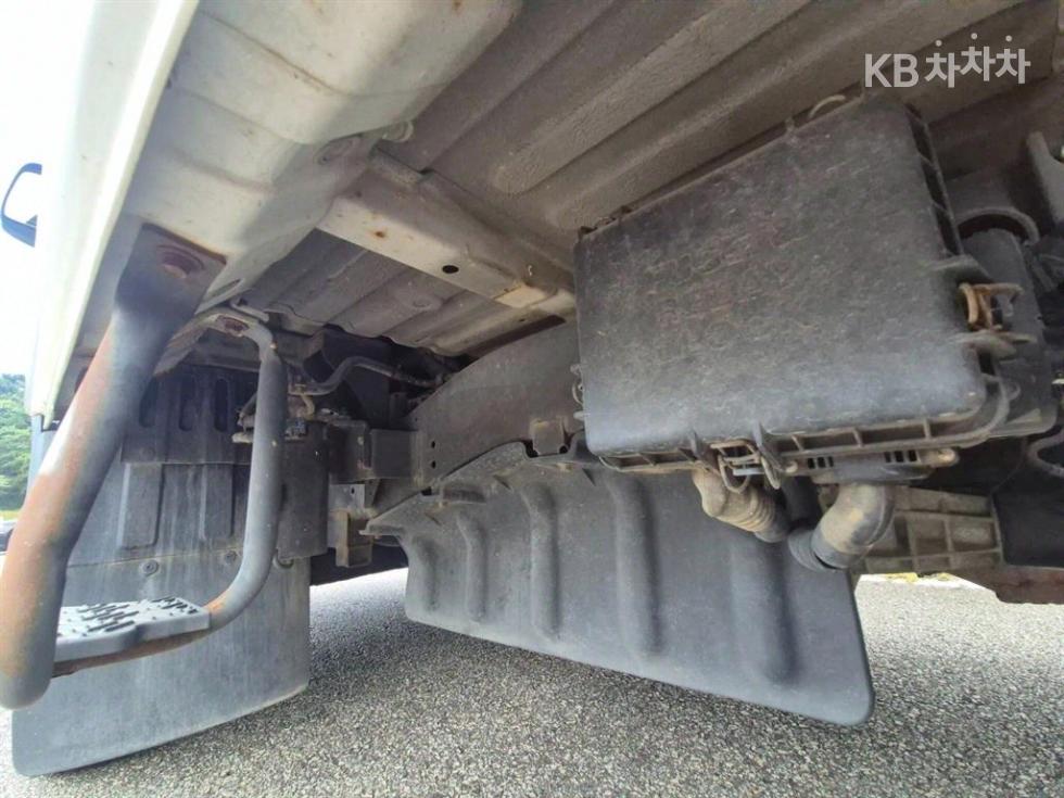 2016 - kia bongo iii