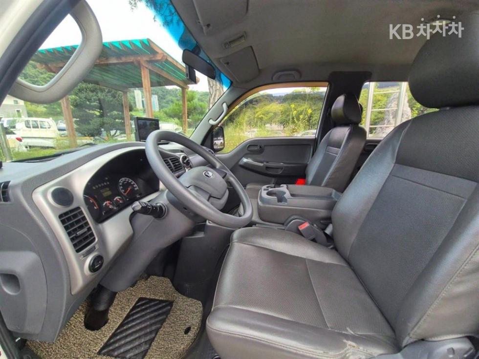 2016 - kia bongo iii