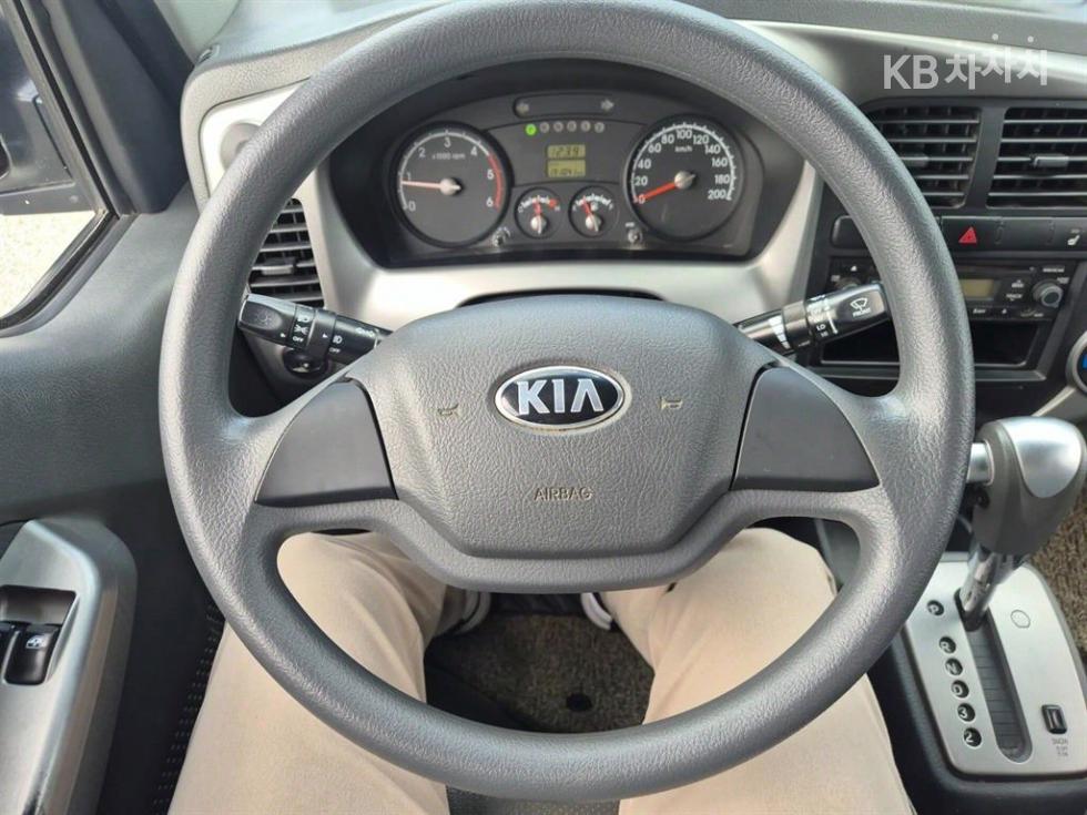 2016 - kia bongo iii