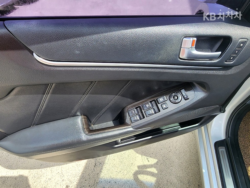 2012 - kia 프레스티지