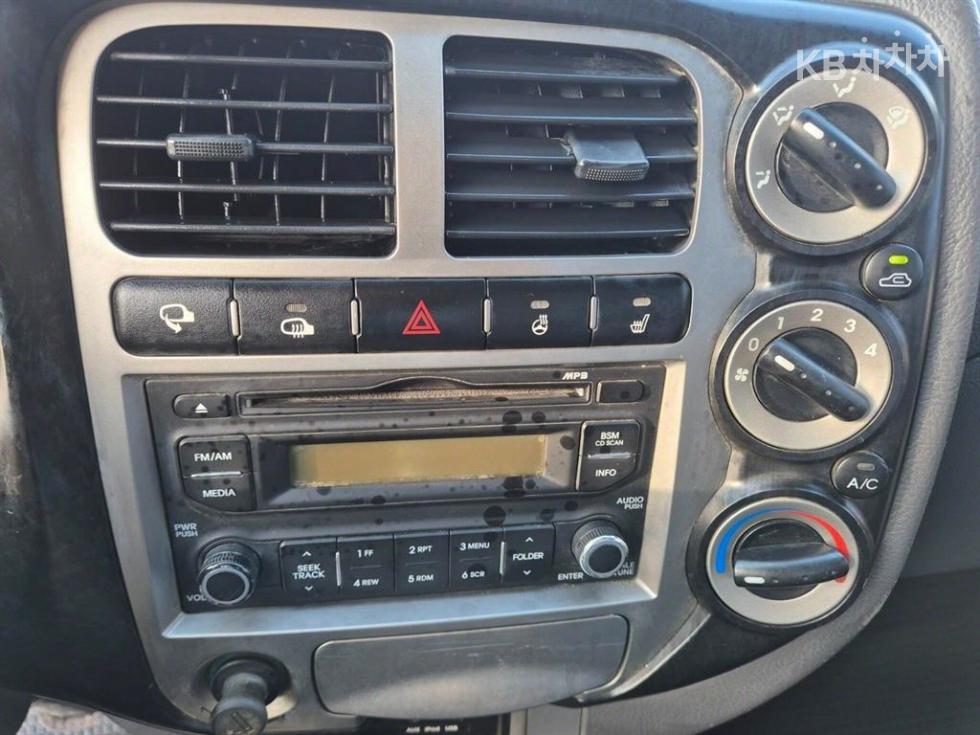 2014 - kia bongo iii