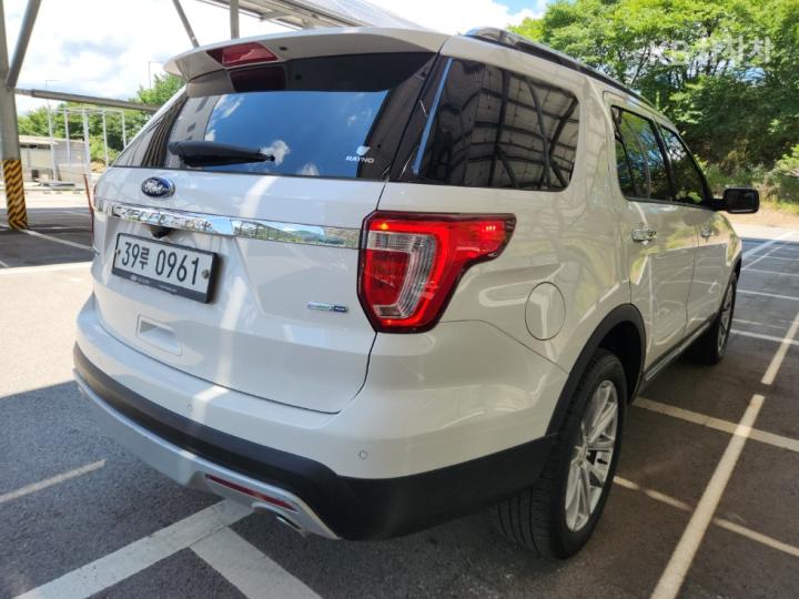 Ford Explorer New 2.3 EcoBoost 4WD Limited 9