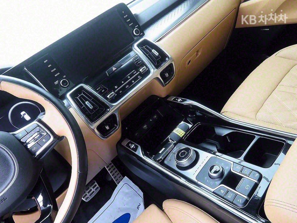 2021 - kia sorento