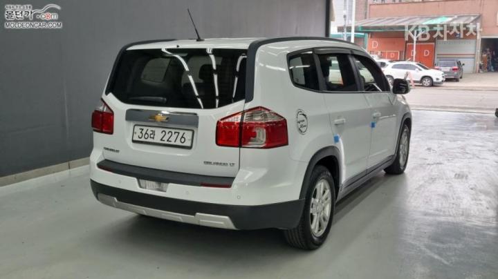 Chevrolet Orlando LT Premium 3