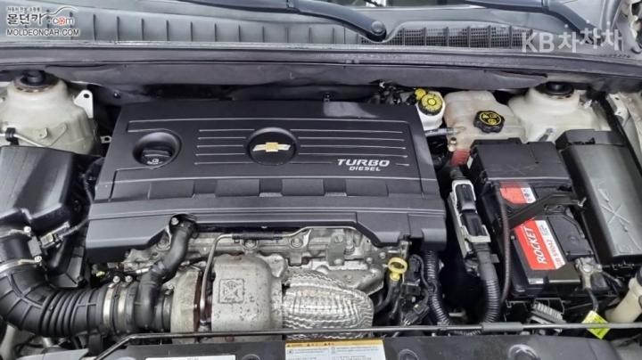 Chevrolet Orlando LT Premium 9