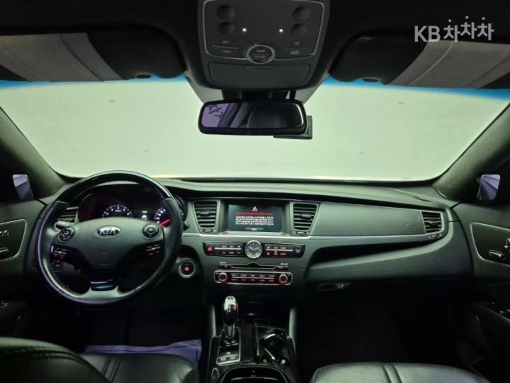 Kia K9 3.3 GDI Executive 9
