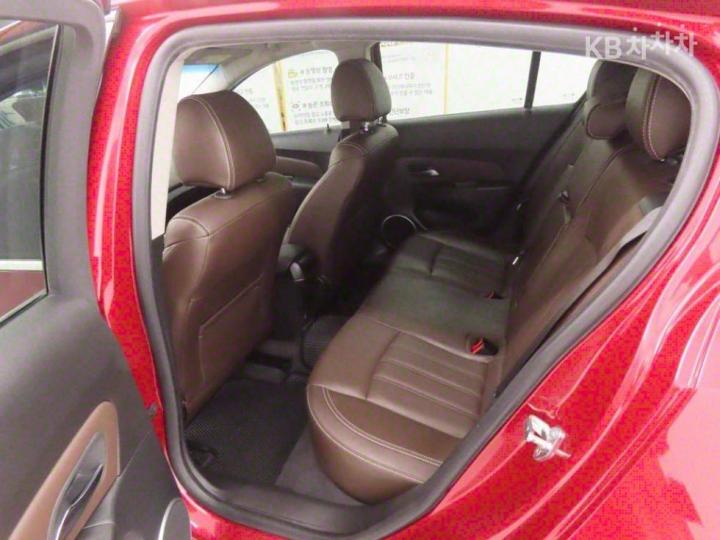 Chevrolet Cruze 5 2.0 LTZ+ Base Type 7