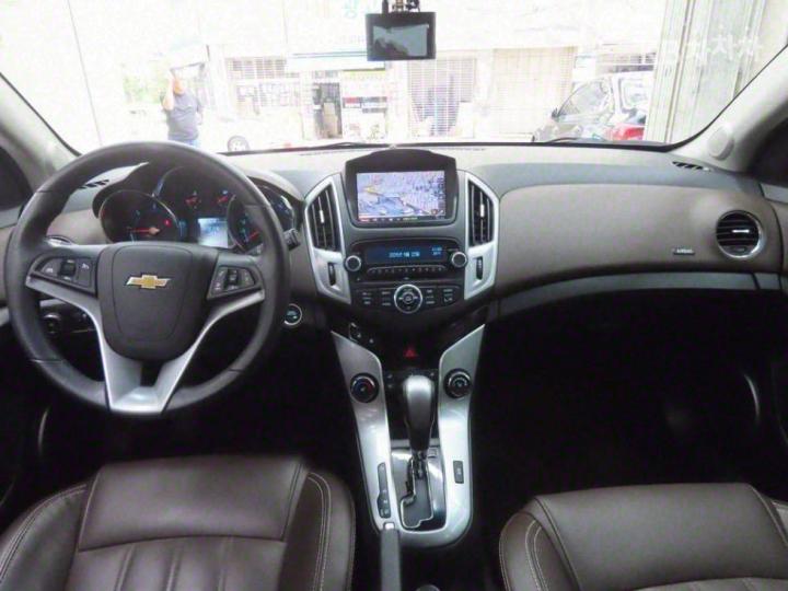 Chevrolet Cruze 5 2.0 LTZ+ Base Type 8