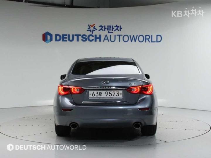 Infiniti Q50 2.2d Premium 5