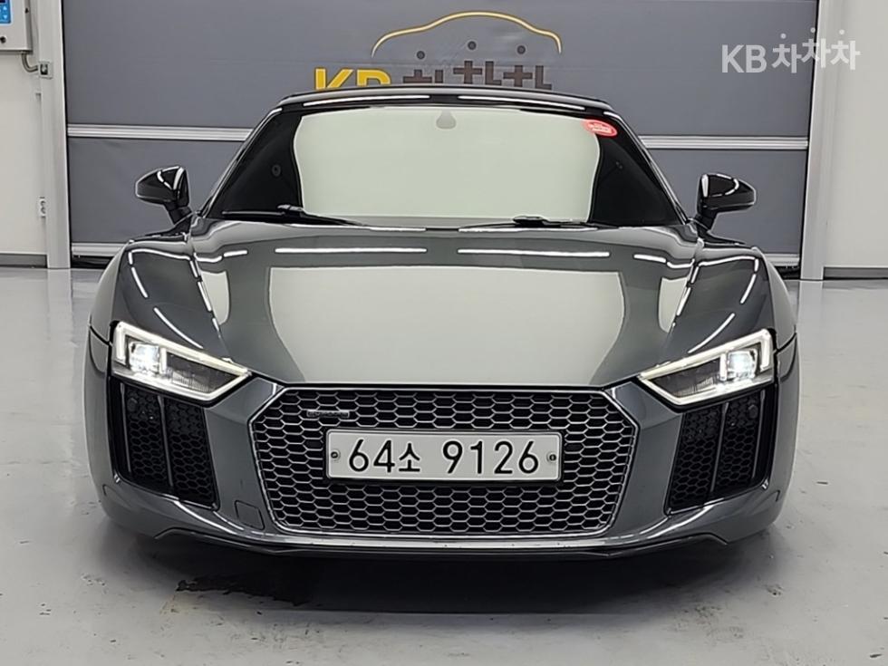 Audi R8 — miniaturë 2