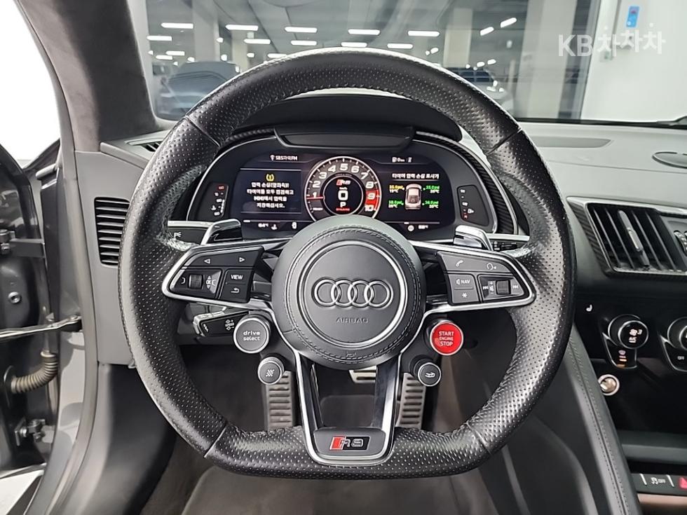 Audi R8 — miniaturë 9