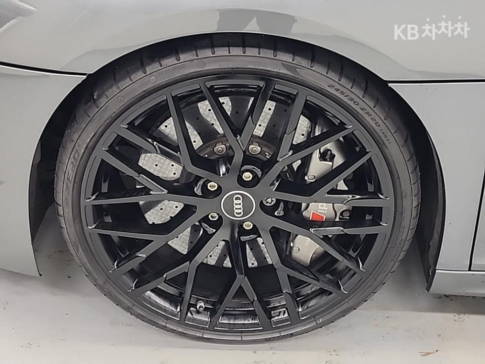 Audi R8 — miniaturë 19