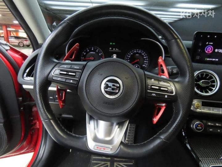 Kia Stinger Meister 2.5 Gasoline Turbo 2WD Masters 8