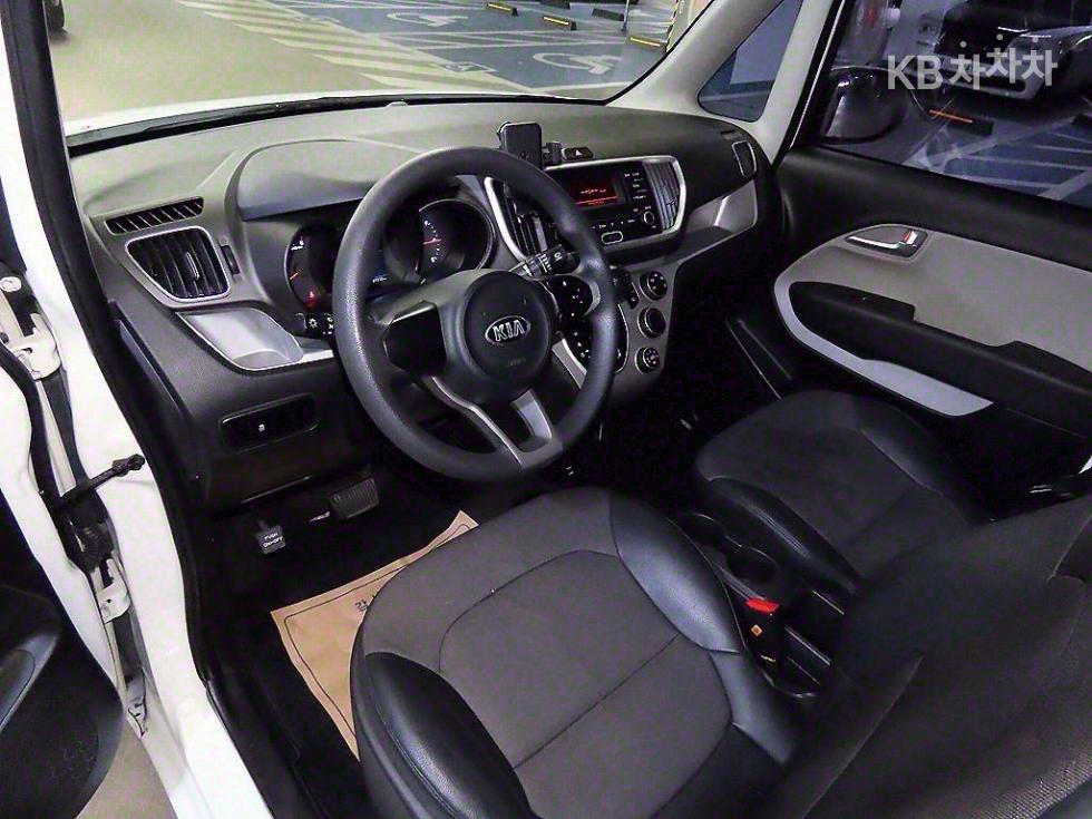2020 - kia ray