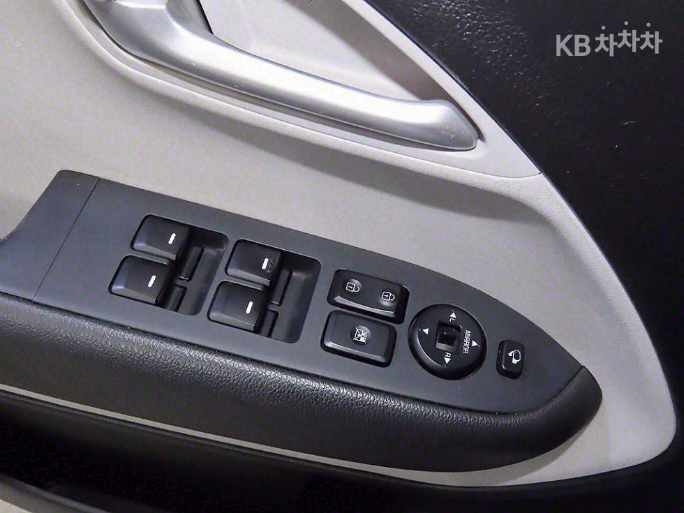 2020 - kia ray
