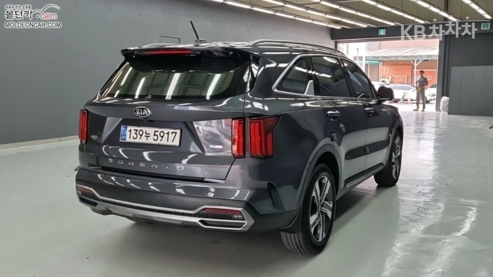2021 - kia sorento