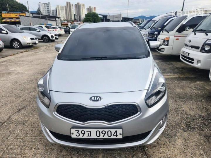 Kia Carens 1.7 VGT Prestige 4