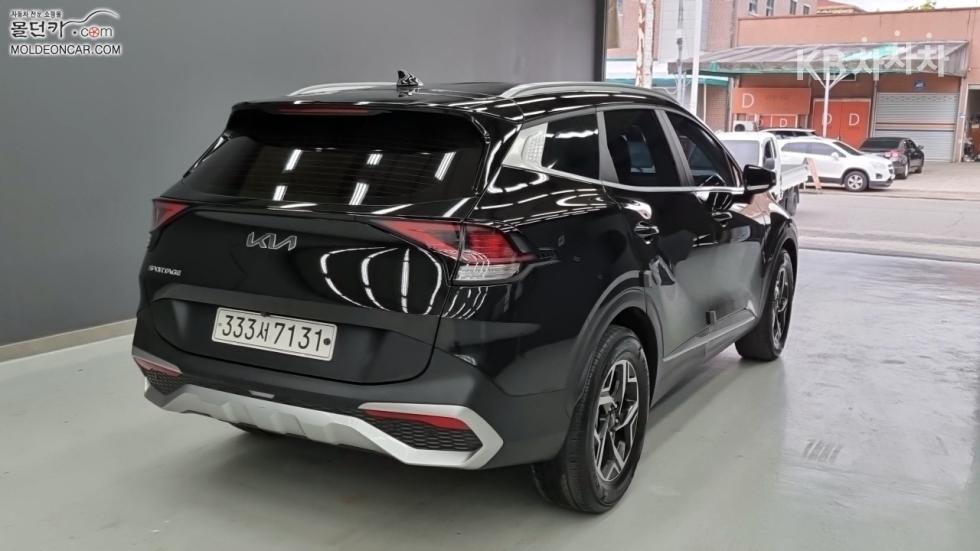 2022 - kia sportage