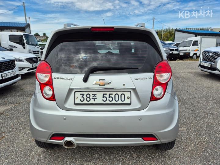 Chevrolet Spark LT Base Type 8