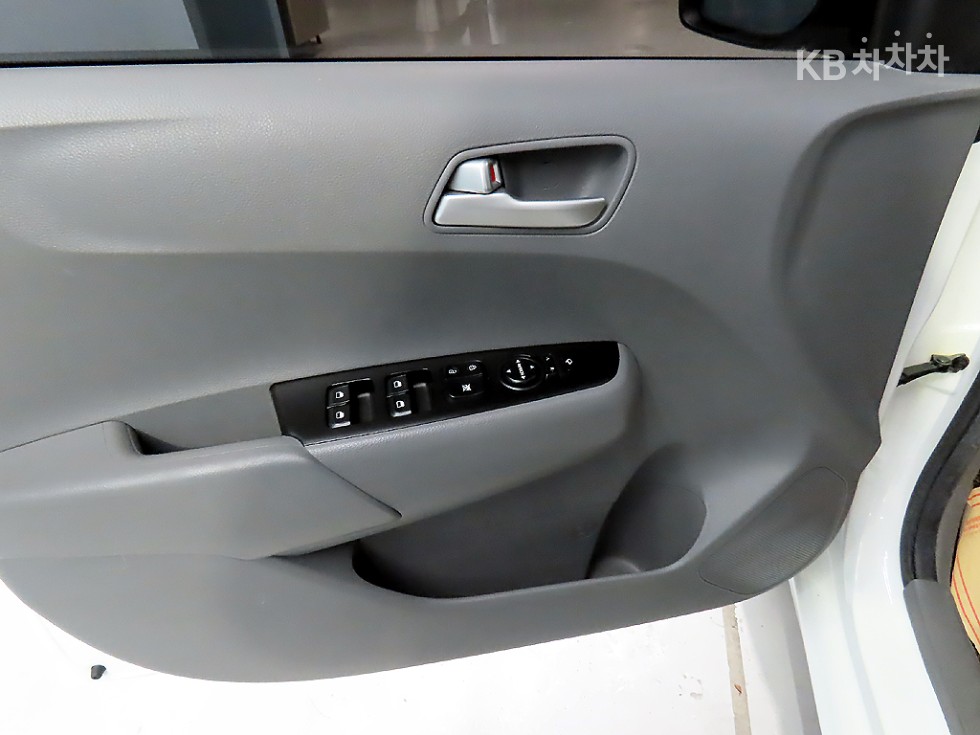 2021 - kia morning