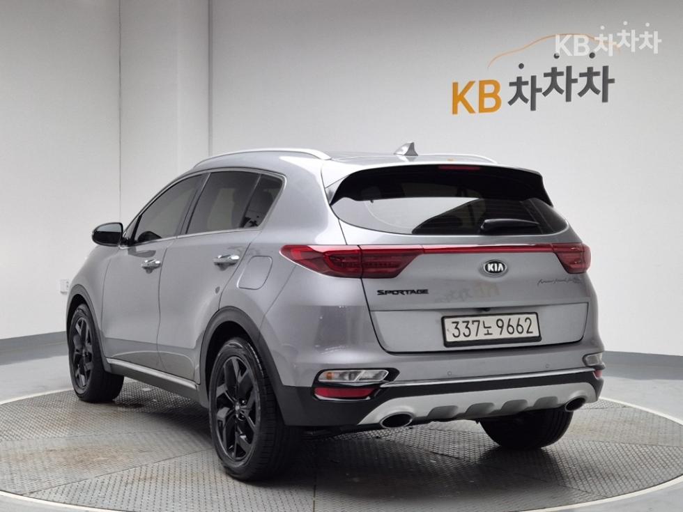 2020 - kia sportage