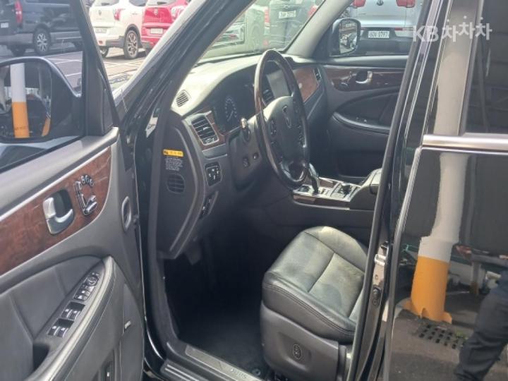 Hyundai Equus New VS380 Modern 6