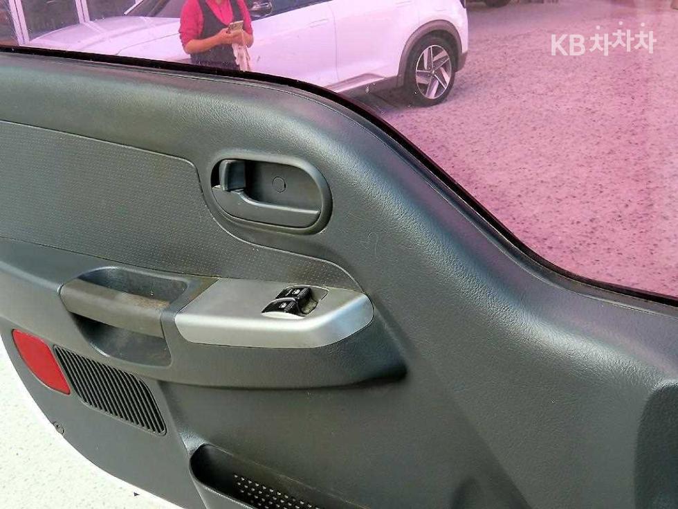 2013 - kia bongo iii
