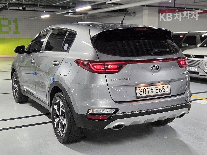 2020 - kia sportage