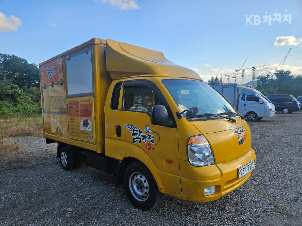 2011 - kia bongo iii