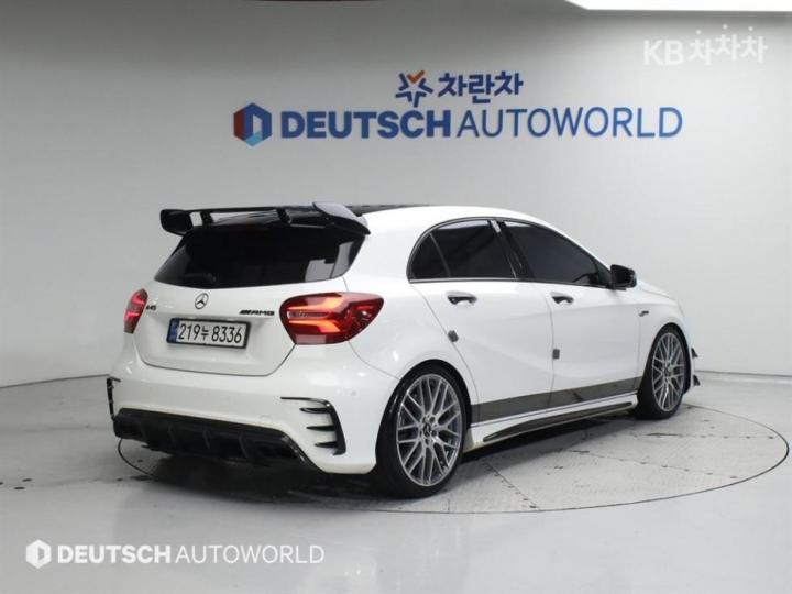 Mercedes-Benz A-Class A45 AMG 3