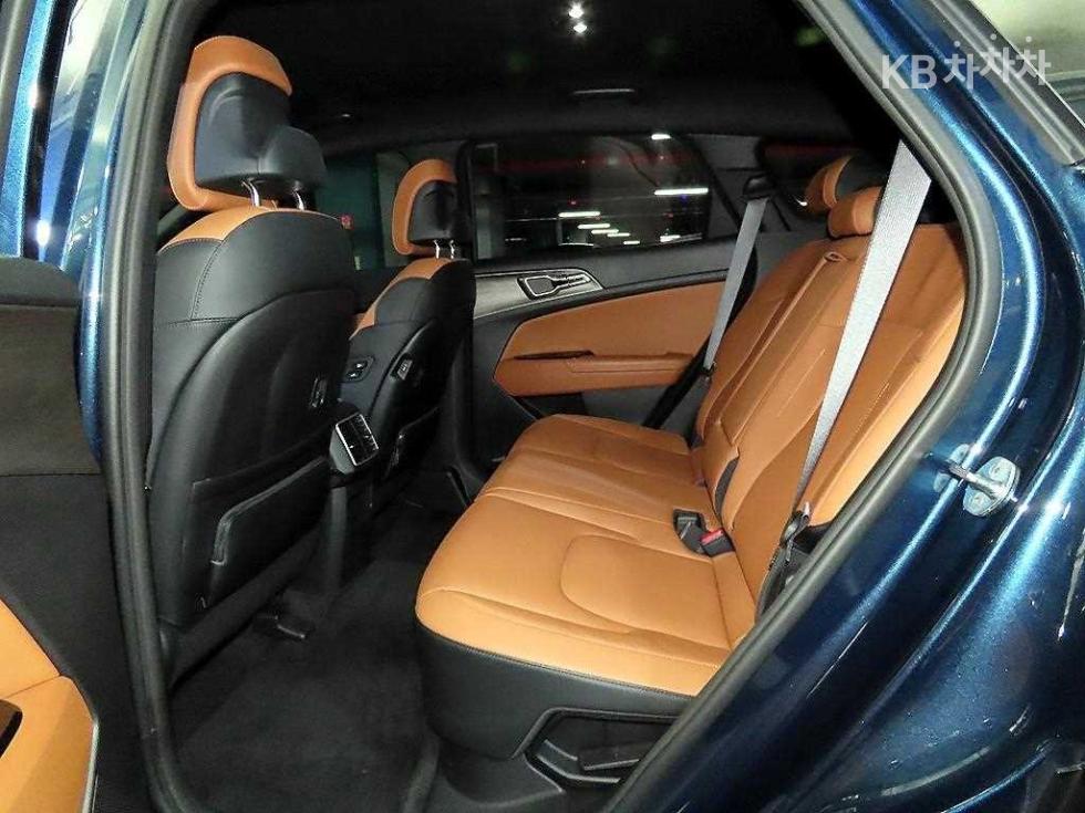 2022 - kia sportage