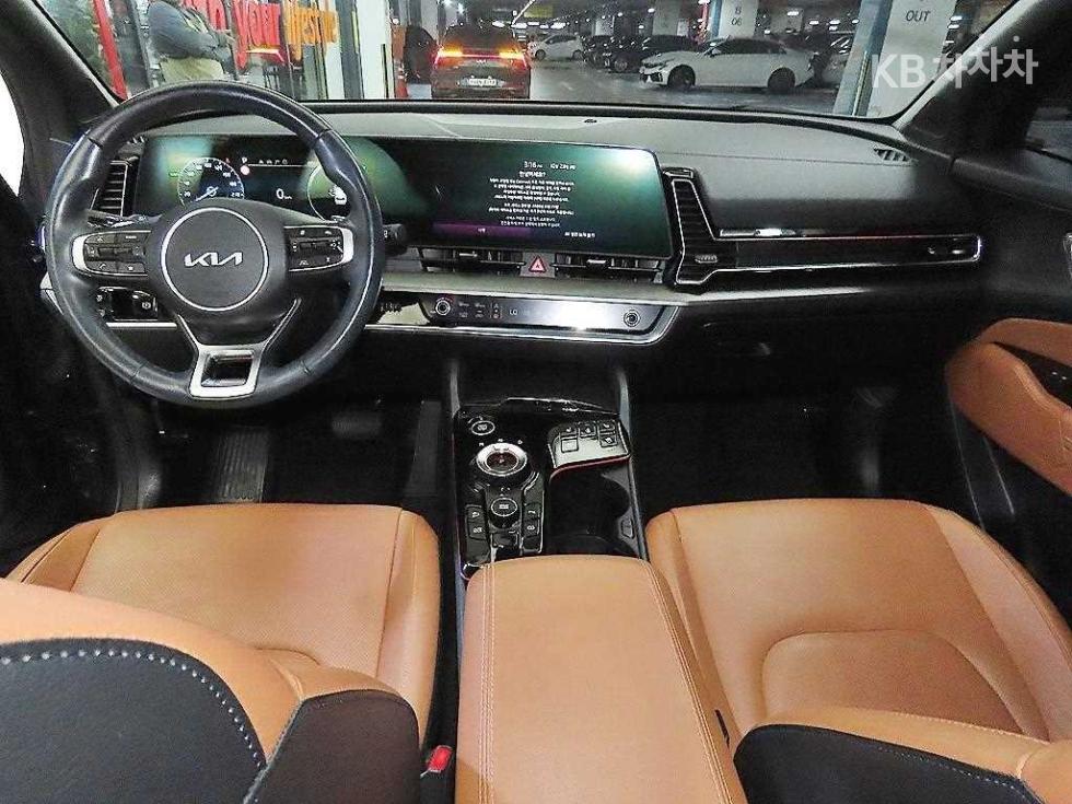 2022 - kia sportage