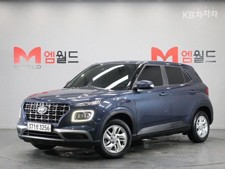 Hyundai Venue Gasoline 1.6 Modern 2