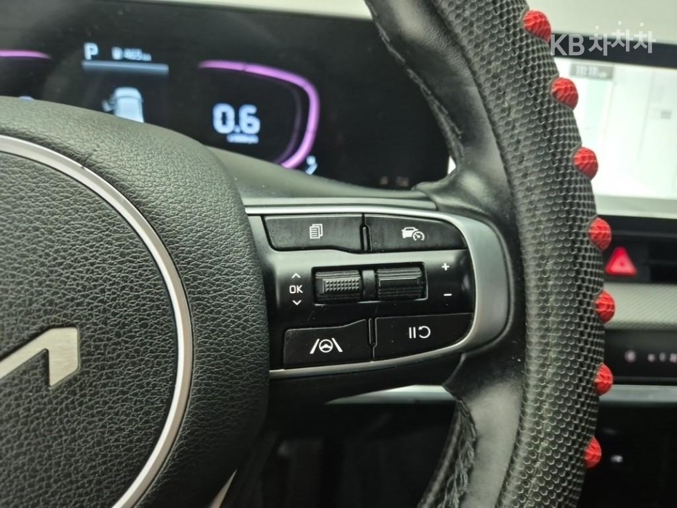 2022 - kia sportage