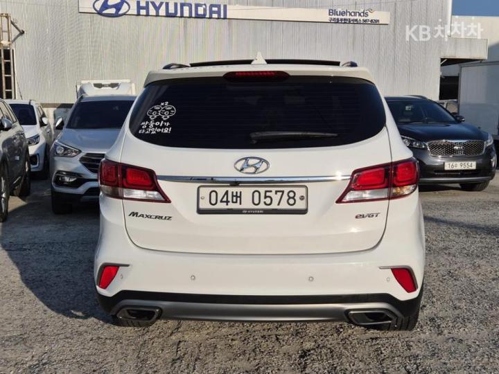 Hyundai Maxcruz Diesel e-VGT R2.2 2WD Exclusive 4