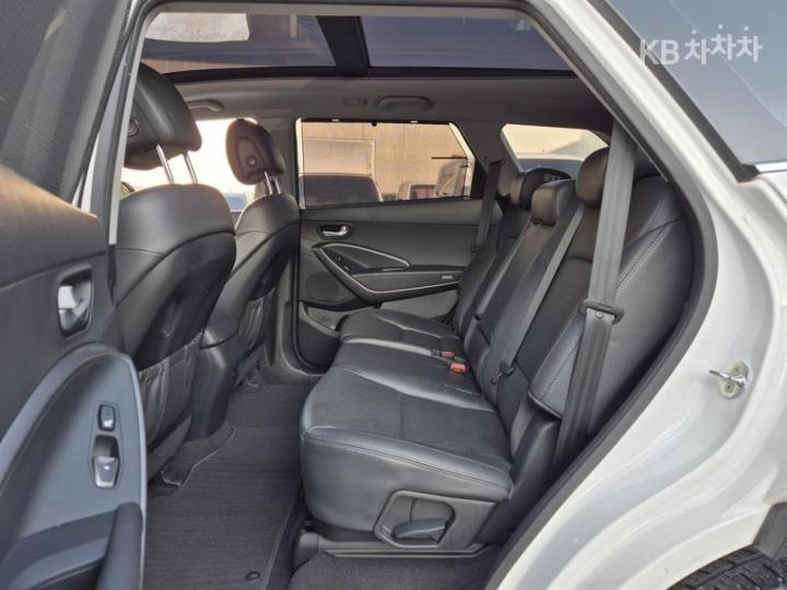 Hyundai Maxcruz Diesel e-VGT R2.2 2WD Exclusive 9