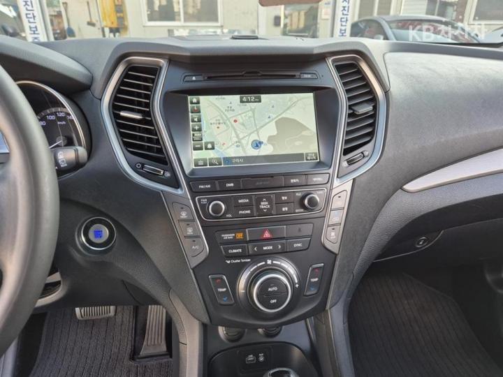 Hyundai Maxcruz Diesel e-VGT R2.2 2WD Exclusive 10